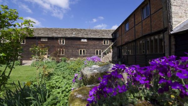 The Old Barn Luxury Holiday Home In Herefordshire Sleeps 6