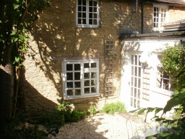 Honeycomb Cottage Dog Friendly Retreat In The Cotswolds Sleeps 4