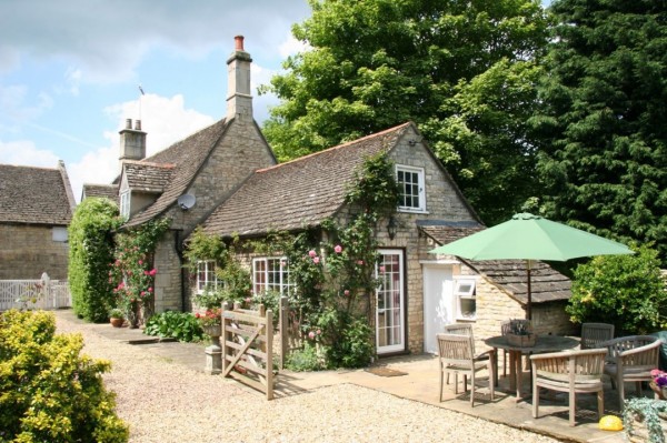 St Johns Cottage Holiday Cottage In Rutland Sleeps Up To 16